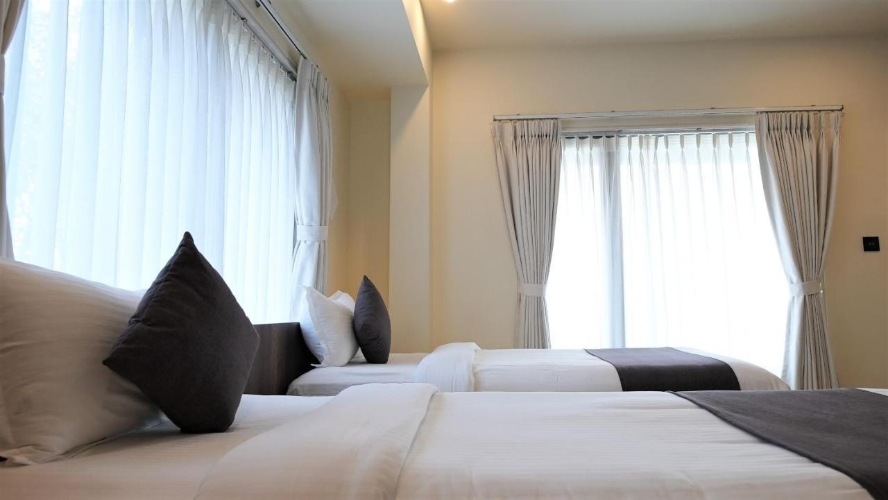 De Glance Hotel สุรัต ภายนอก รูปภาพ